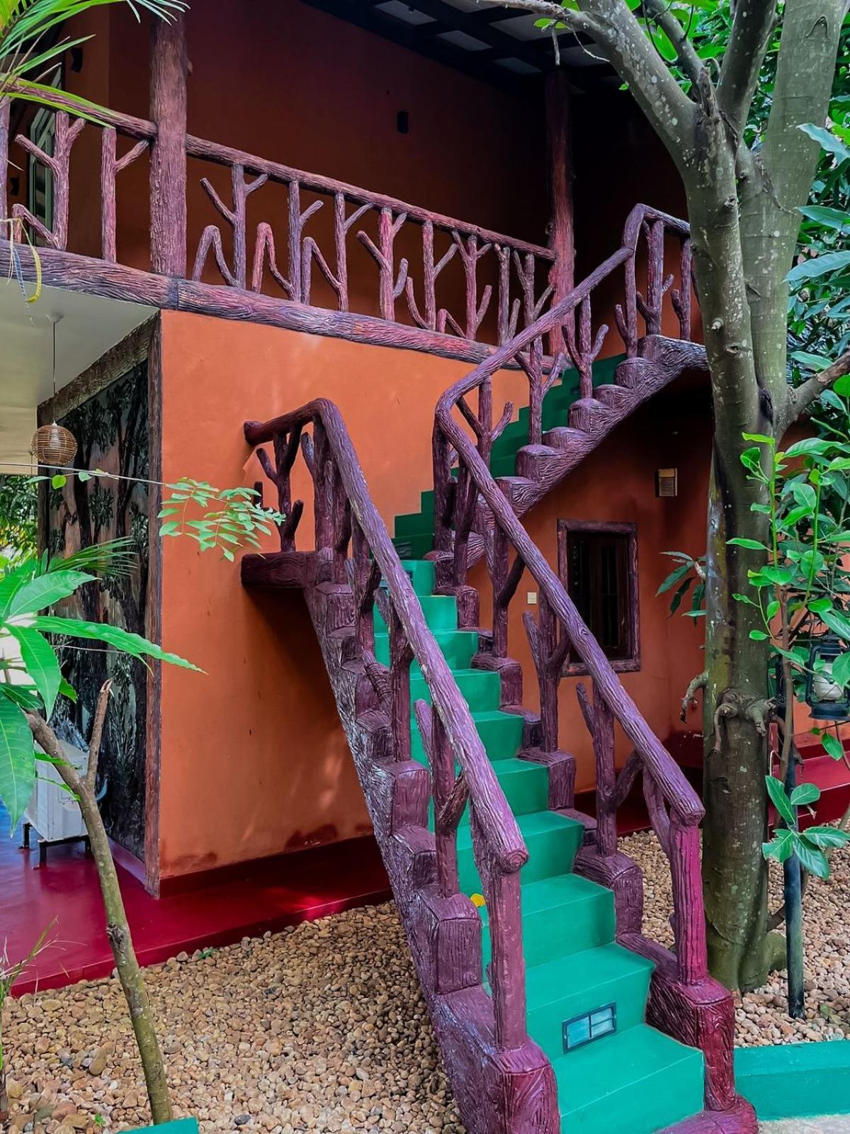 V Cabanas & Yala Safari Place Тисамахарама Екстериор снимка